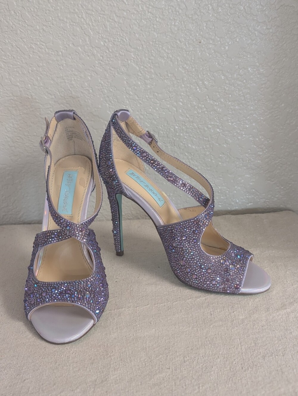 Betsey Johnson SB-SAGE Stiletto Heels Rhinestones Purple Womens 6 Cocktail Party